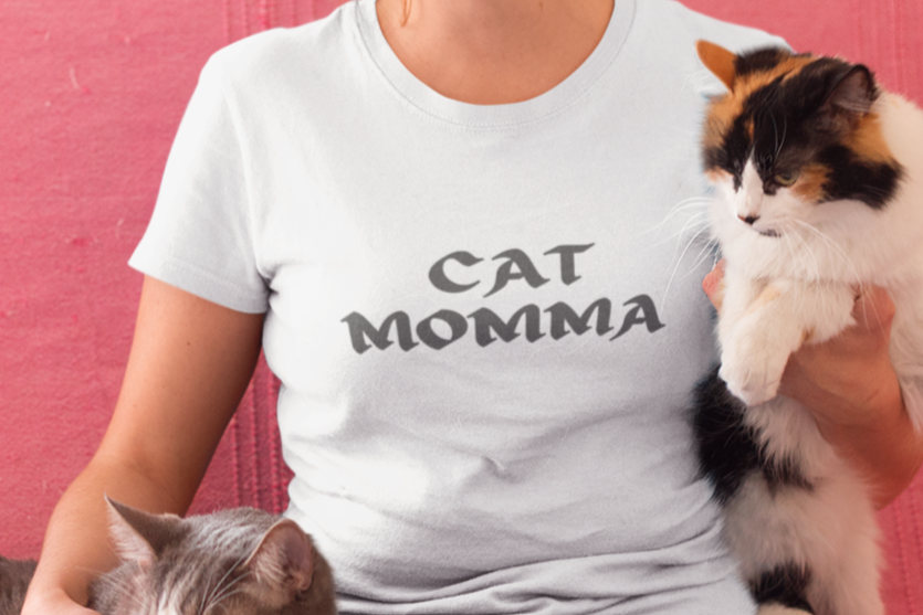 white t shirt- text cat momma