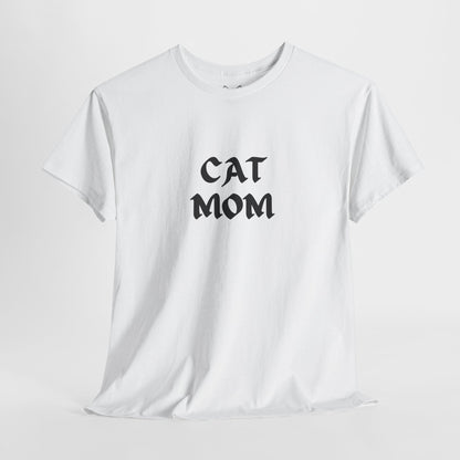 WHITE T SHIRT. TEXT CAT MOM