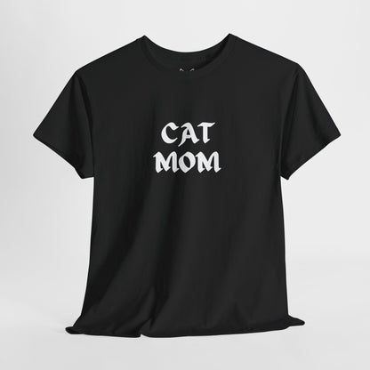 Black t shirt. text CAT MOM