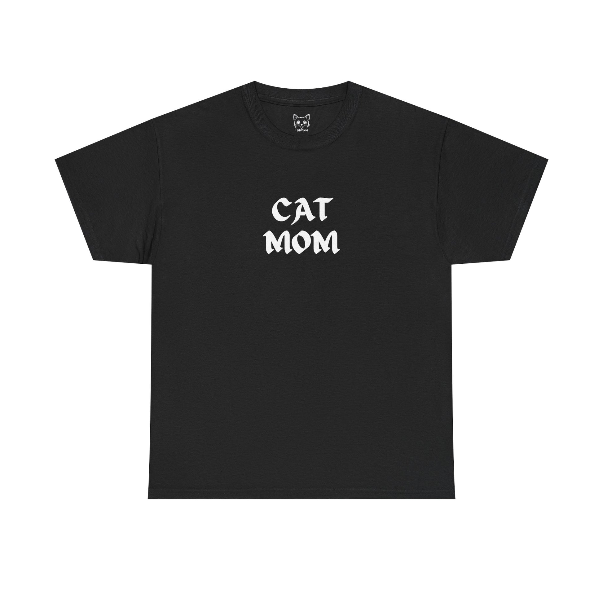 Black t shirt. text CAT MOM