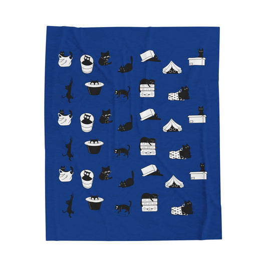 Blue Mischievous Clowder Velveteen Plush Blanket